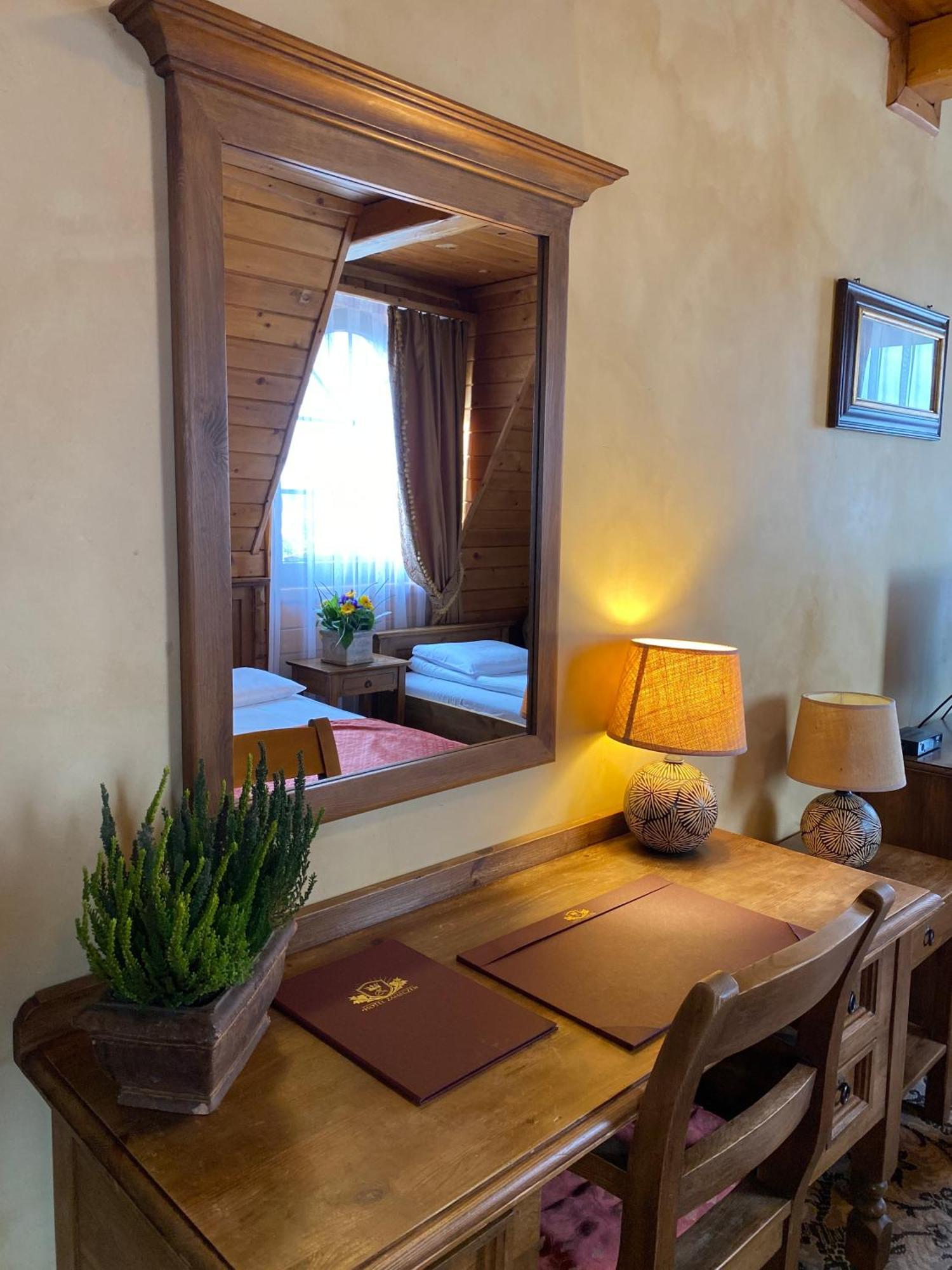 Hotel Zameczek Książ Wielki Kültér fotó