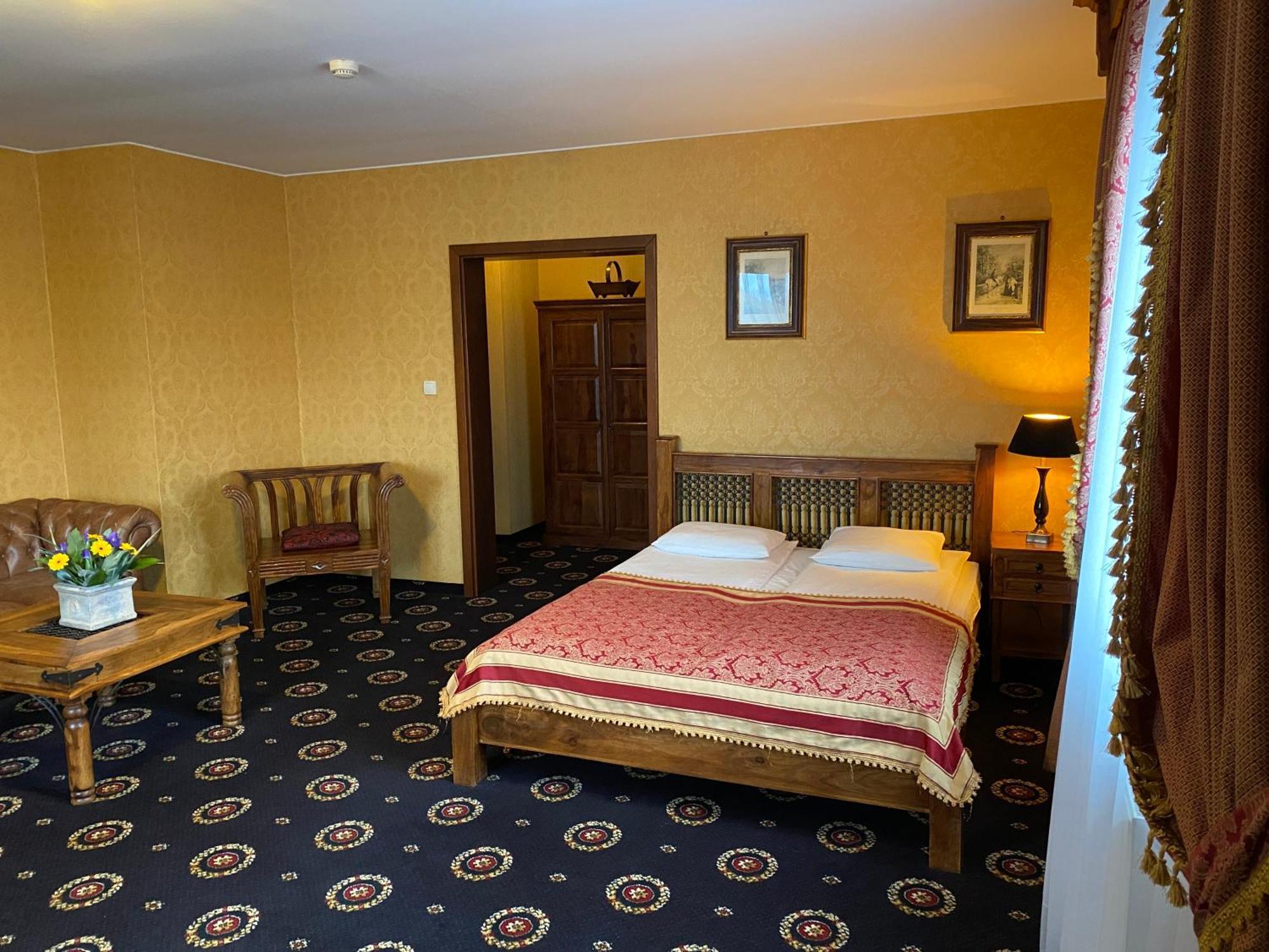 Hotel Zameczek Książ Wielki Kültér fotó