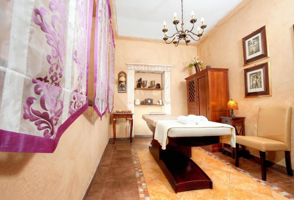 Hotel Zameczek Książ Wielki Kültér fotó
